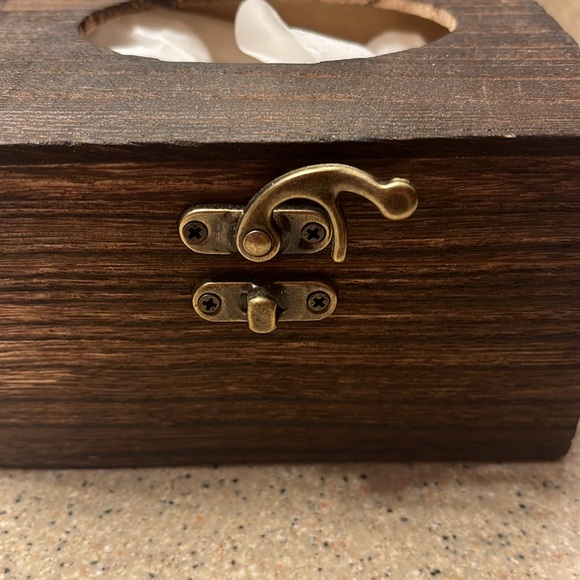 Tissue box - Picture 6 of 6